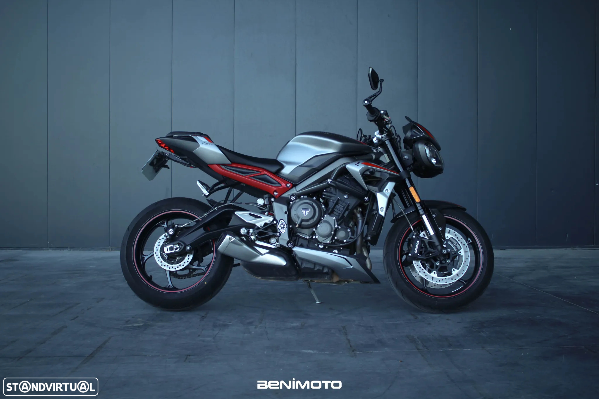 Triumph Street Triple 765 - 8