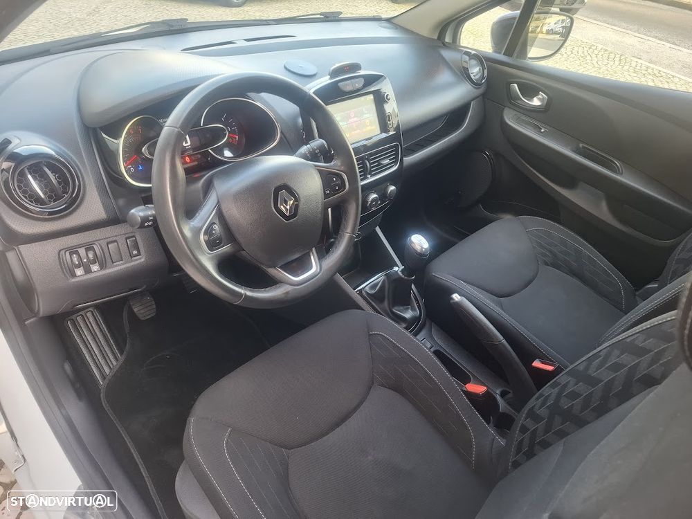 Renault Clio Sport Tourer 0.9 TCe Limited - 32