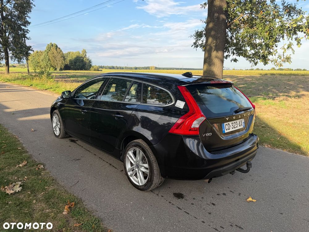Volvo V60 D4 Business Edition - 4