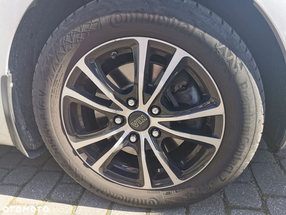 Kia Carens 1.6 GDI Business Line EU6 - 31