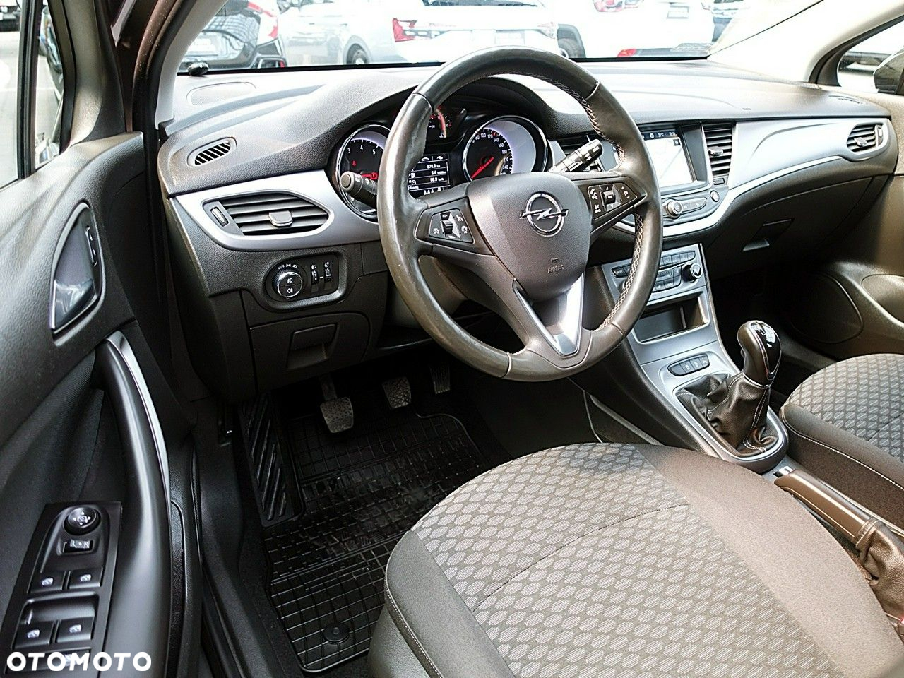 Opel Astra - 16