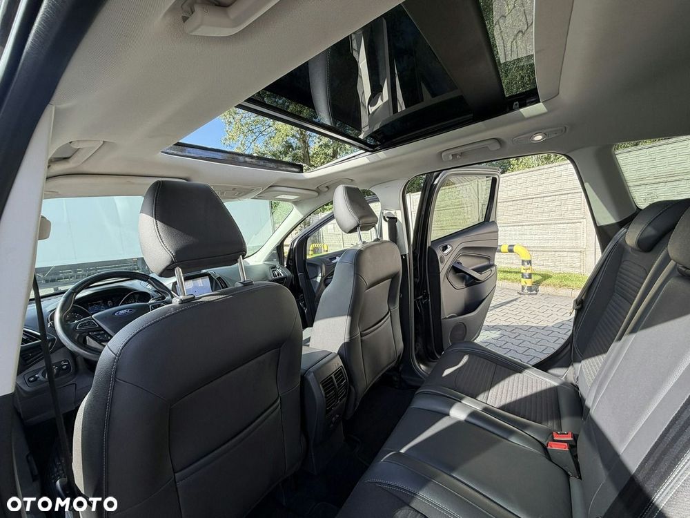 Ford Kuga 2.0 TDCi AWD Titanium - 23