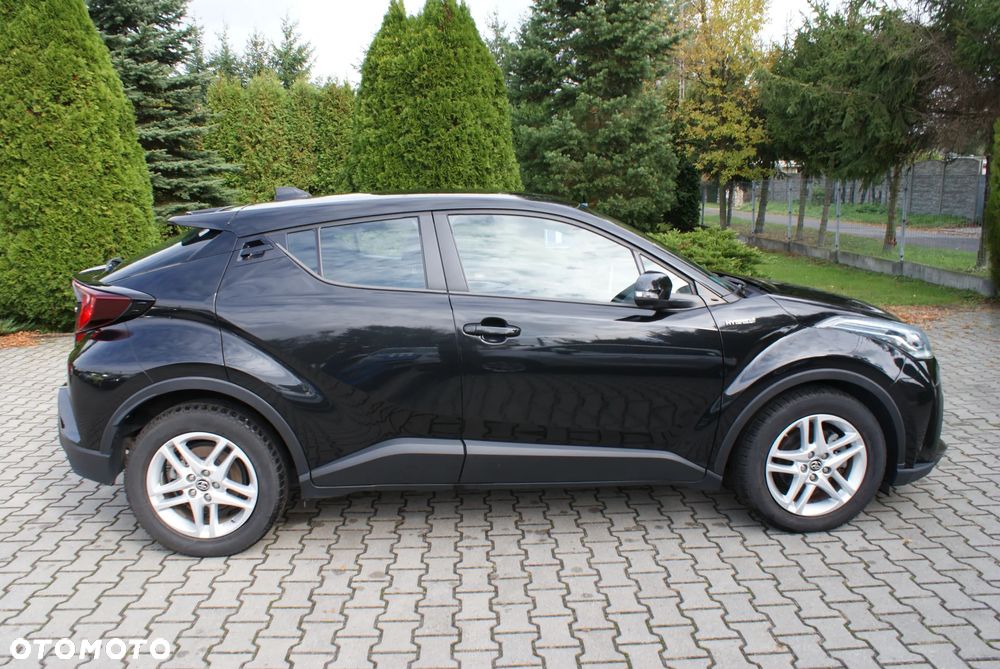 Toyota C-HR - 16