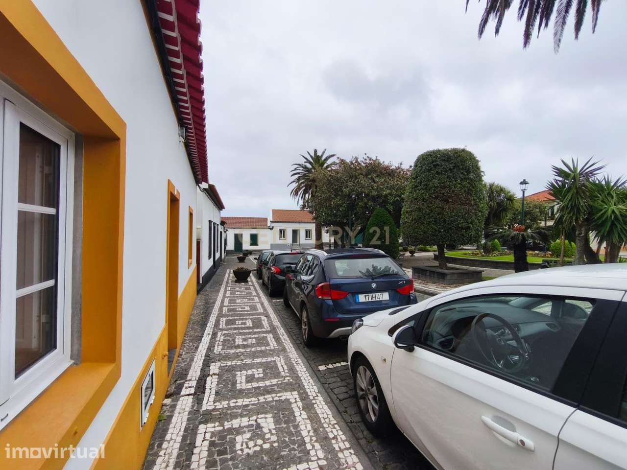 Moradia Renovada no Centro da Vila do Nordeste – Excelente Oportunidad - Grande imagem: 2/27