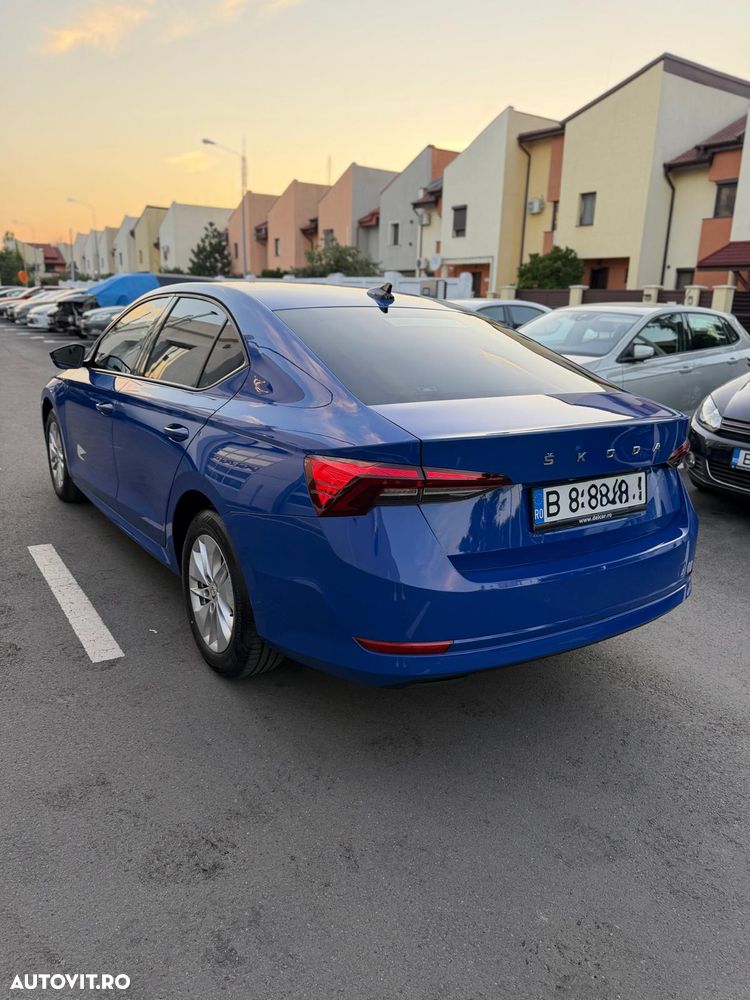 Skoda Octavia 2.0 TDI DSG Style - 4
