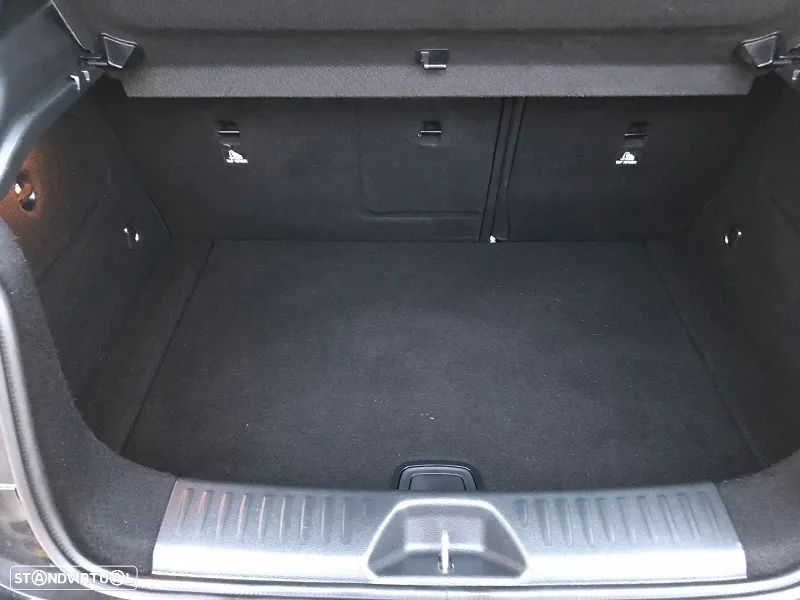 Mercedes-Benz A 180 d Urban - 22