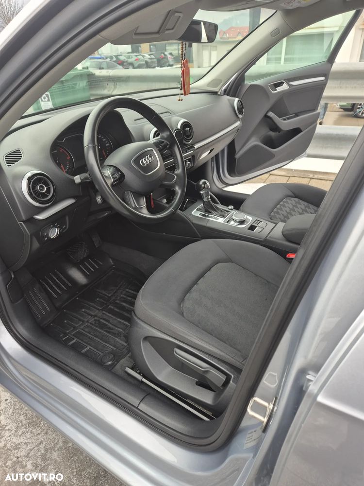 Audi A3 1.6 TDI S tronic - 16