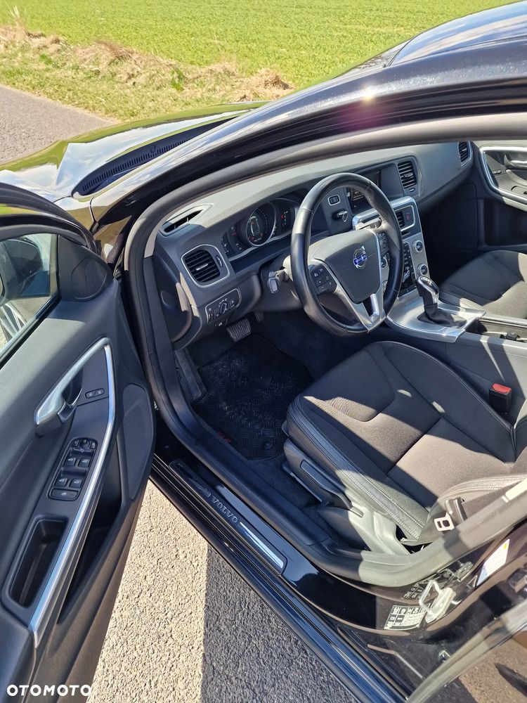 Volvo S60 D4 Geartronic Momentum - 21