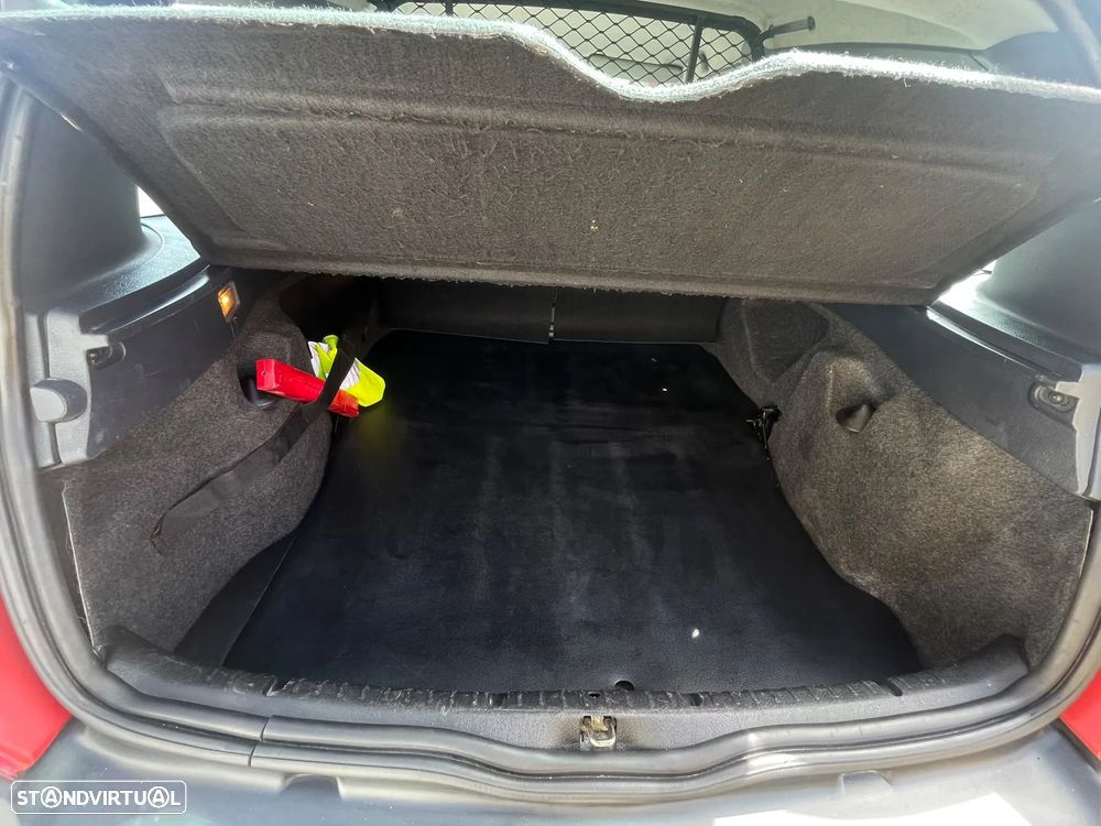 Renault Clio - 19