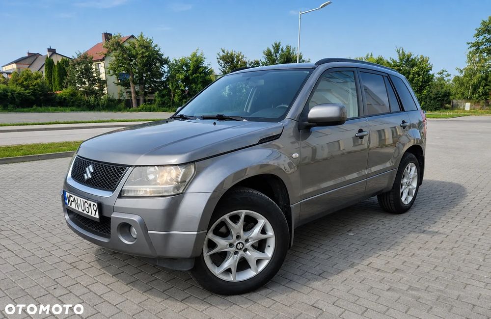Suzuki Grand Vitara - 2