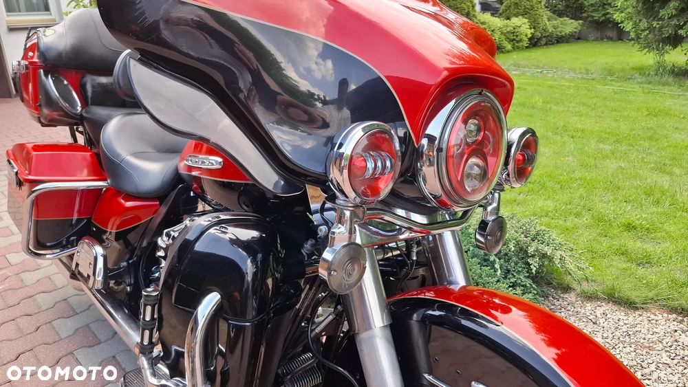 Harley-Davidson Touring Electra Glide - 16