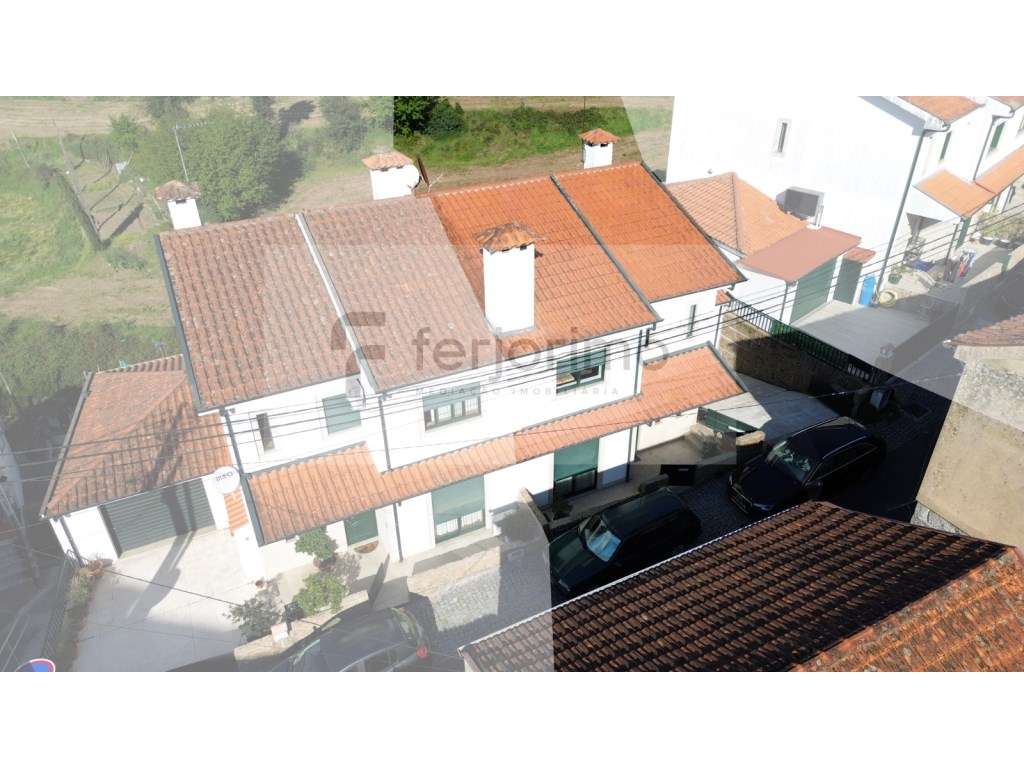 Moradia Geminada T3 com Vista Deslumbrante sobre Guimarães - Grande imagem: 2/60