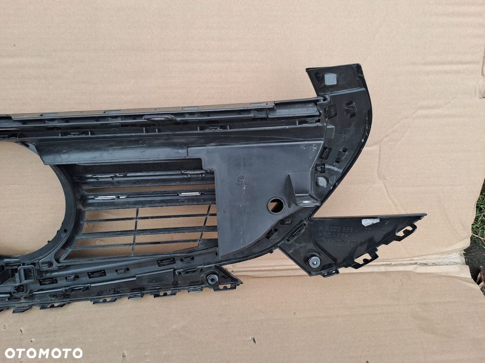 MERCEDES EQC W293 AMG ATRAPA GRILL A2938884100 UŻYWANY - 9