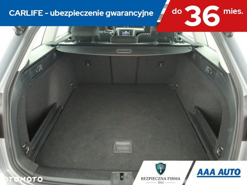 Volkswagen Passat Variant - 19