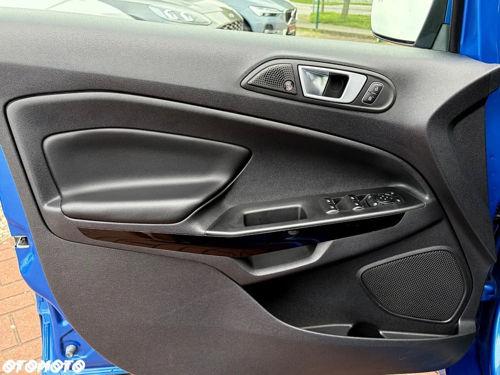 Ford EcoSport 1.0 EcoBoost ST-LINE - 32