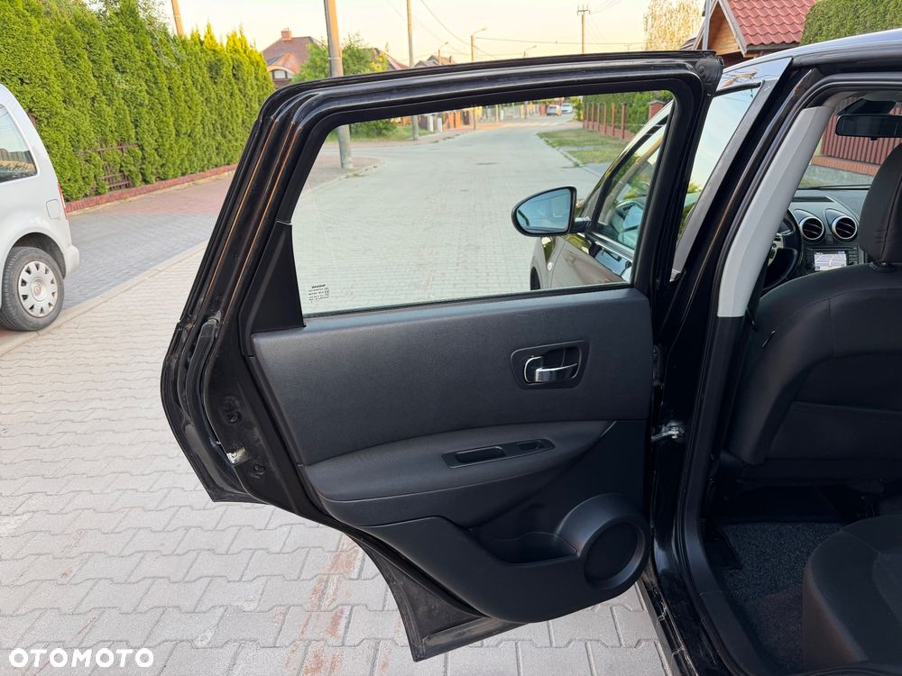 Nissan Qashqai 1.5 dCi TEKNA - 21