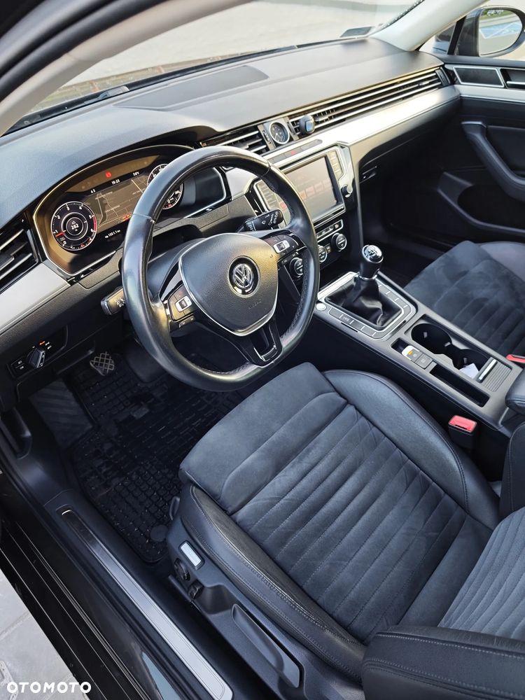 Volkswagen Passat 2.0 TDI SCR Highline - 7