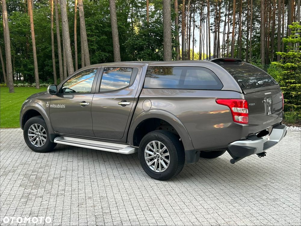 Mitsubishi L200 - 4