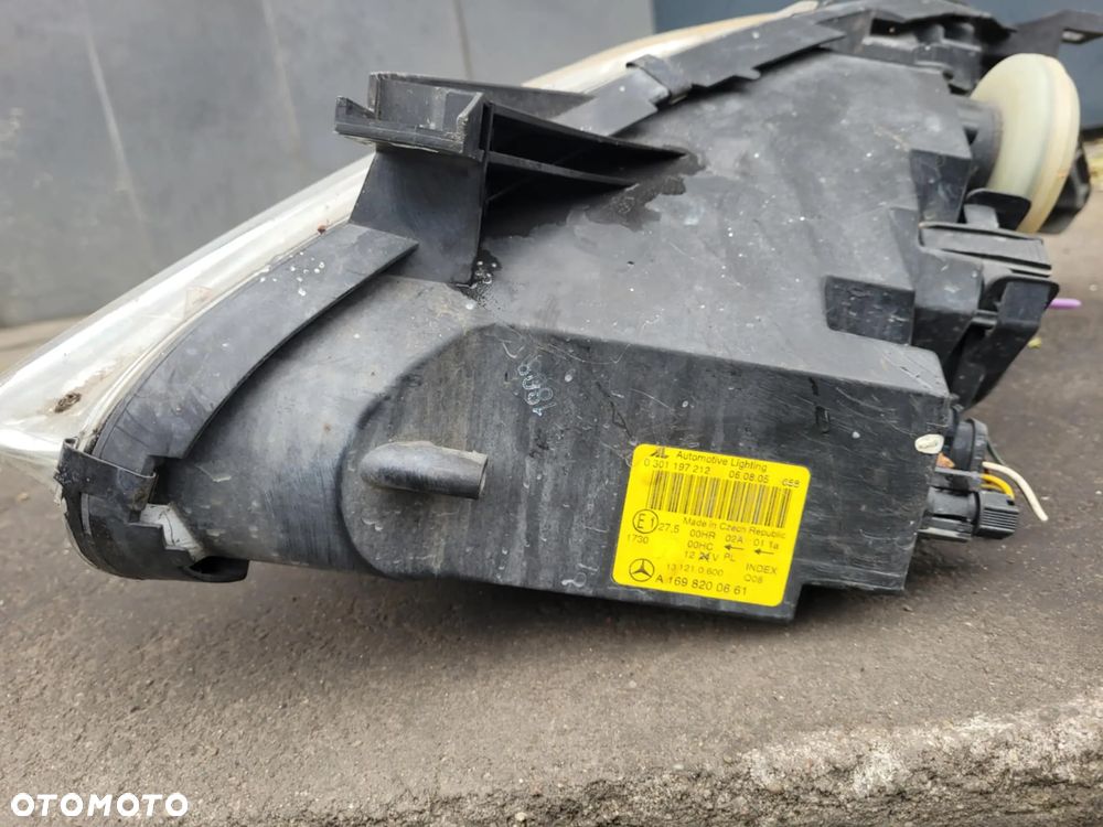 Lampy przód mercedes W169 - 3