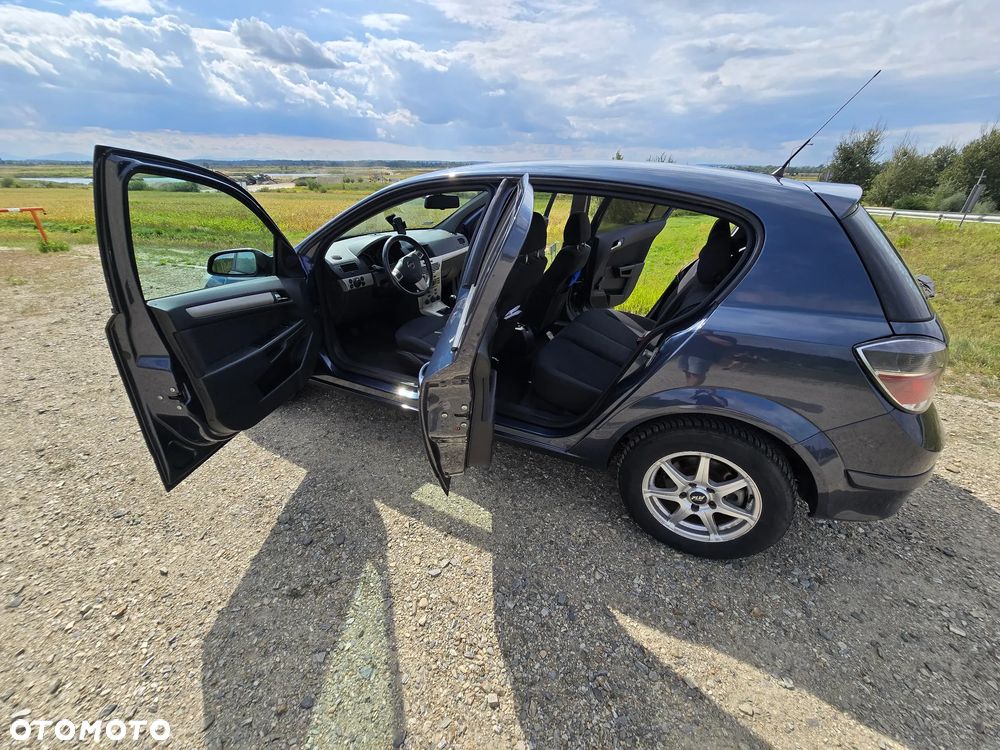 Opel Astra - 10