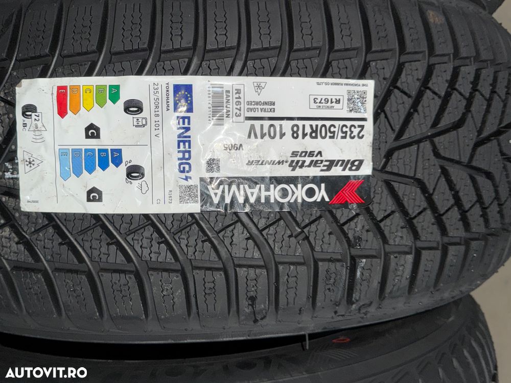 Vând 4 anvelope 235/50/18 Yokohama de iarnă noi - 2
