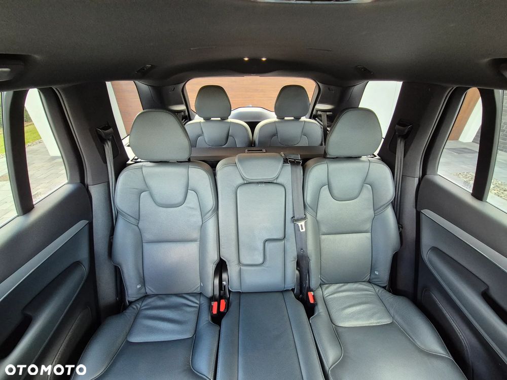 Volvo XC 90 B5 D AWD Momentum 7os - 23