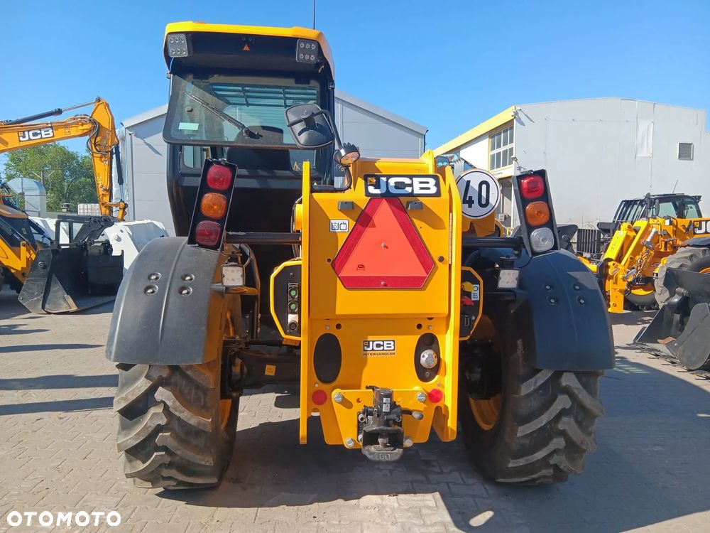 JCB 542-70 Agri Xtra - 3