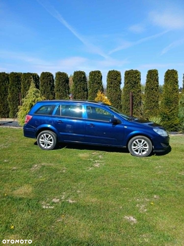 Opel Astra - 4
