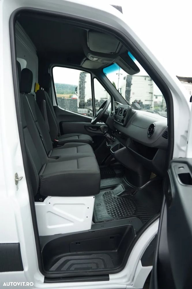 Mercedes-Benz SPRINTER / BASCULABILĂ - 3 M / ROȚI SPATE DUBLE / MANUALĂ / IMPORT - 37