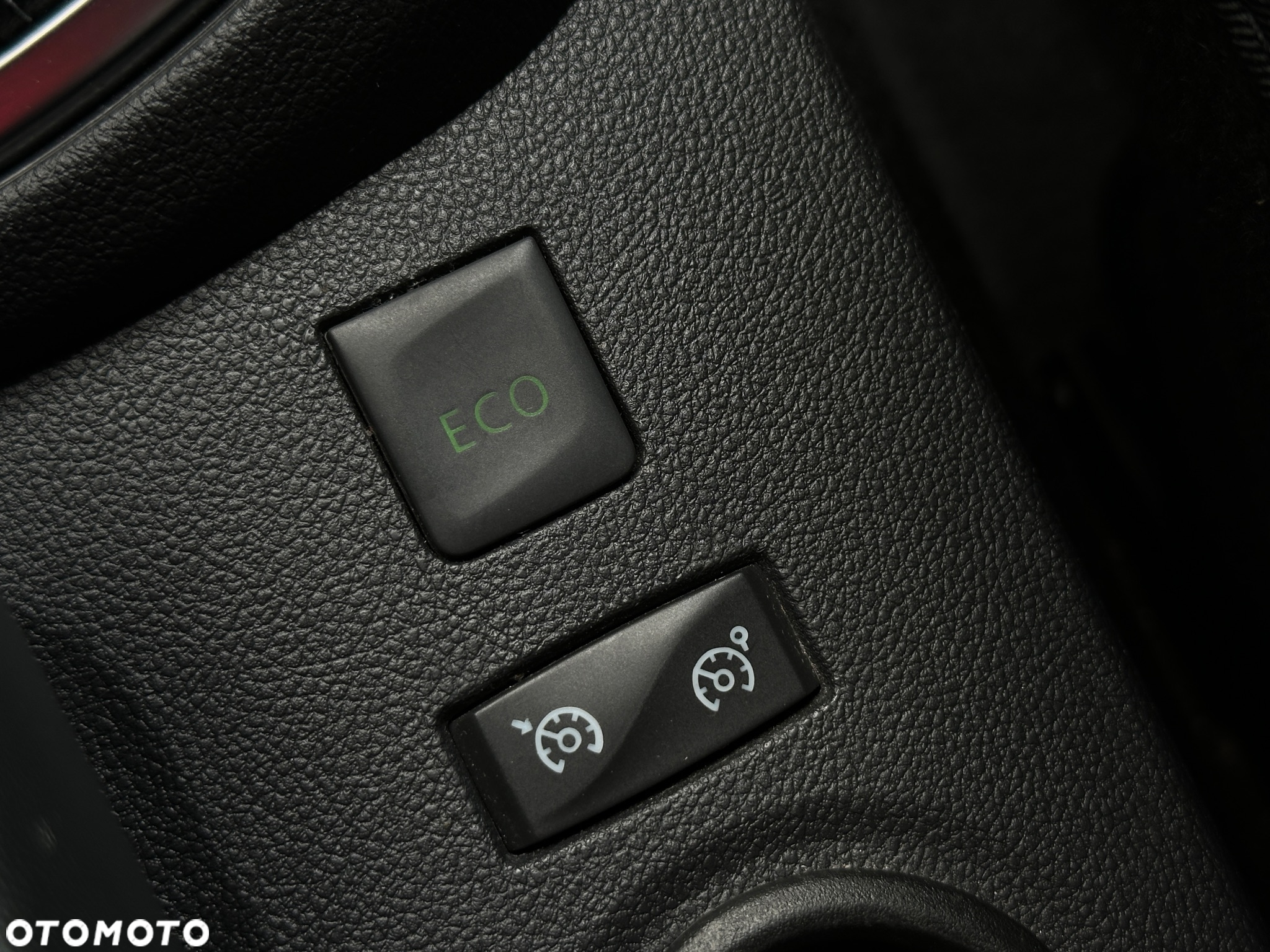 Renault Captur - 9