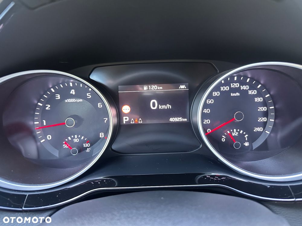 Kia Ceed 1.4 T-GDI L Business Line Plus DCT - 16