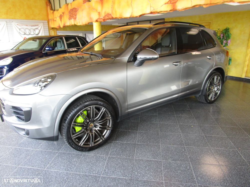 Porsche Cayenne S Tiptronic S - 57