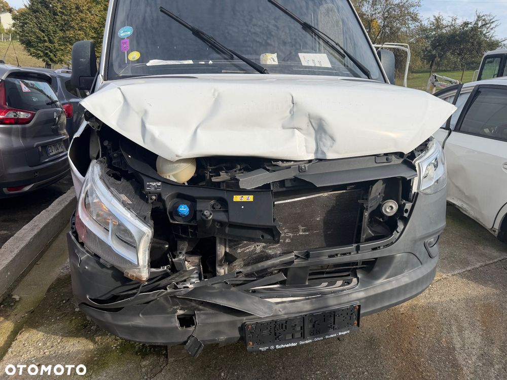 Mercedes-Benz Sprinter - 18