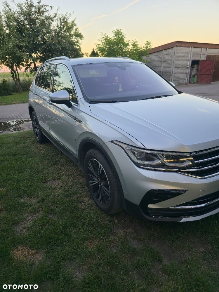 Volkswagen Tiguan - 3