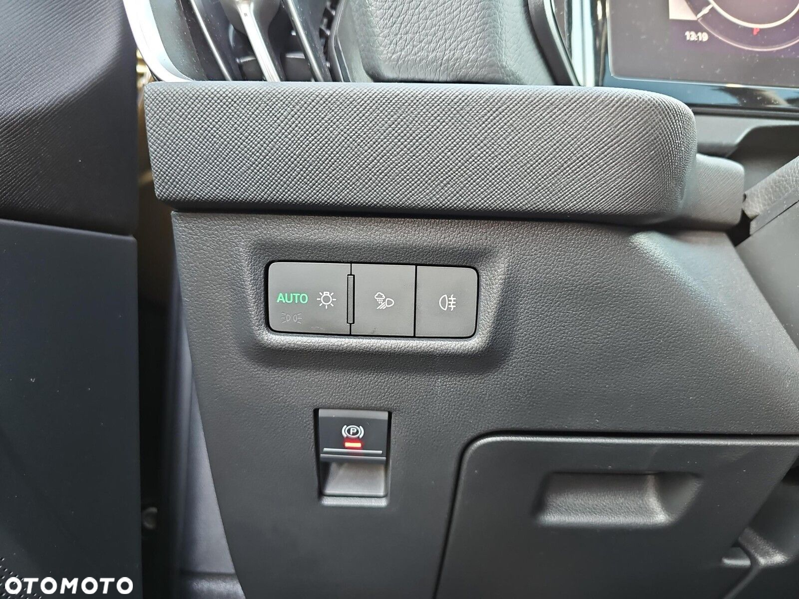 Skoda Kodiaq 2.0 TDI 4x4 Selection DSG - 21