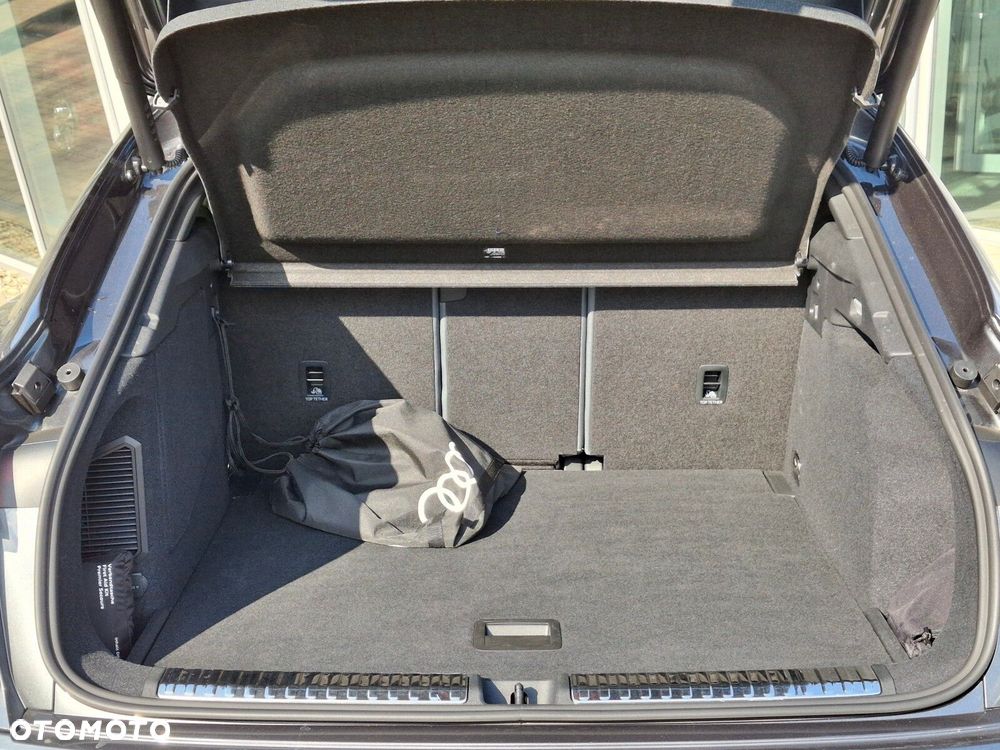 Audi Q3 Sportback - 9