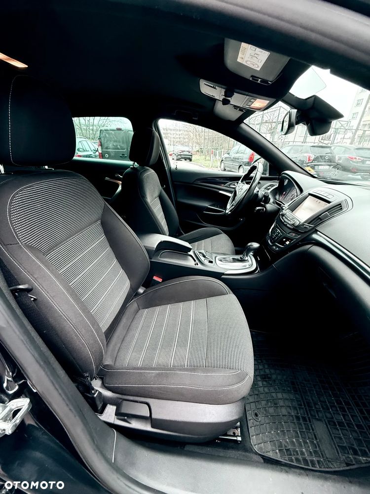 Opel Insignia - 10