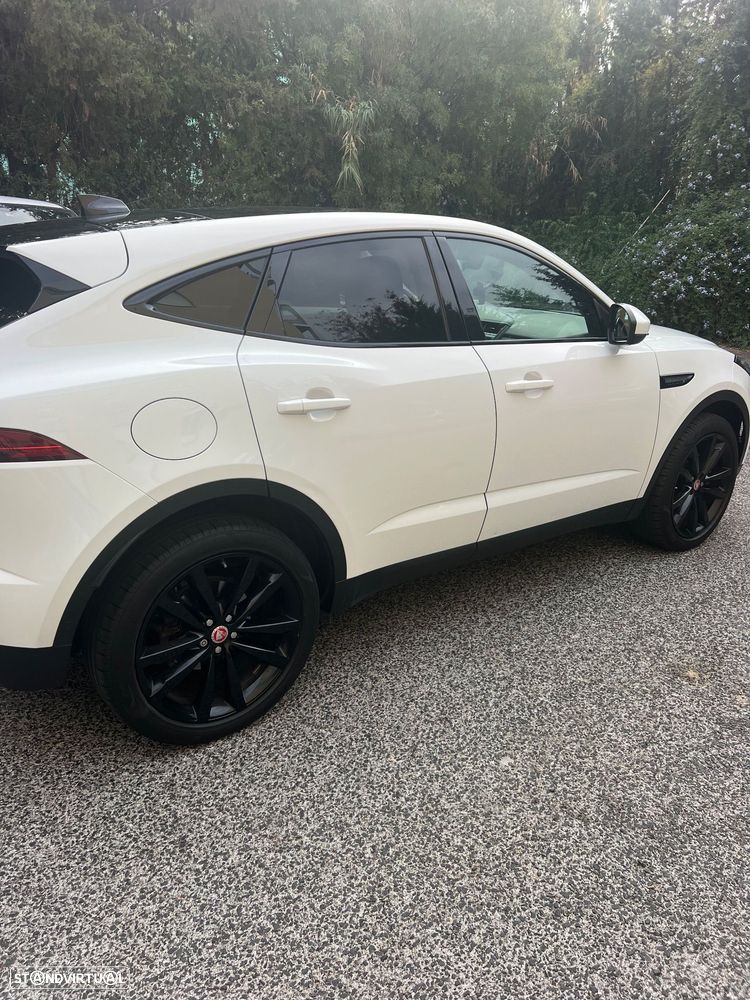Jaguar E-Pace - 4