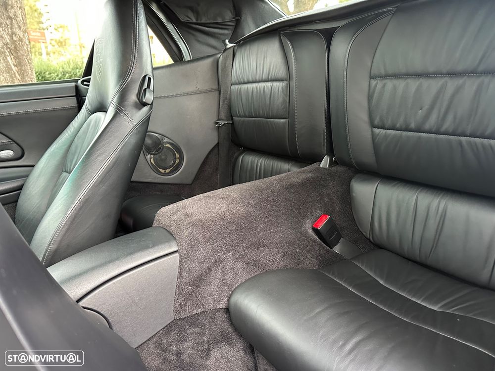 Porsche 911 (996) Turbo - 19