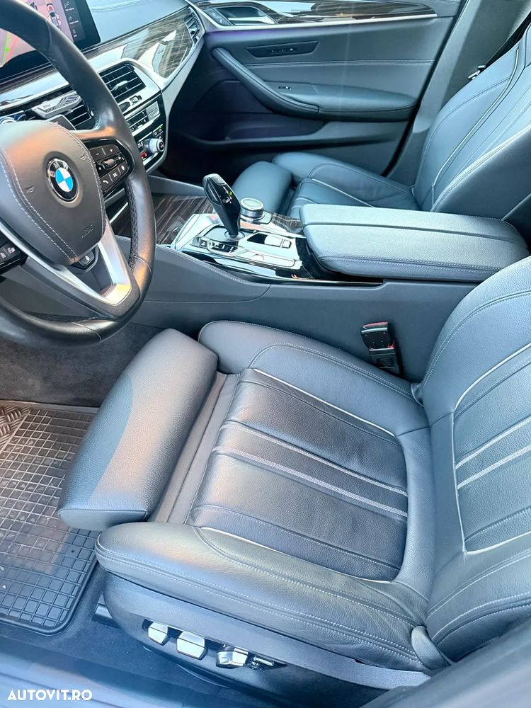 BMW Seria 5 520d AT - 9
