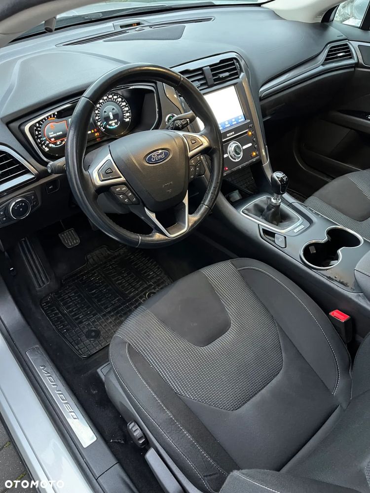 Ford Mondeo 2.0 EcoBlue Titanium - 11
