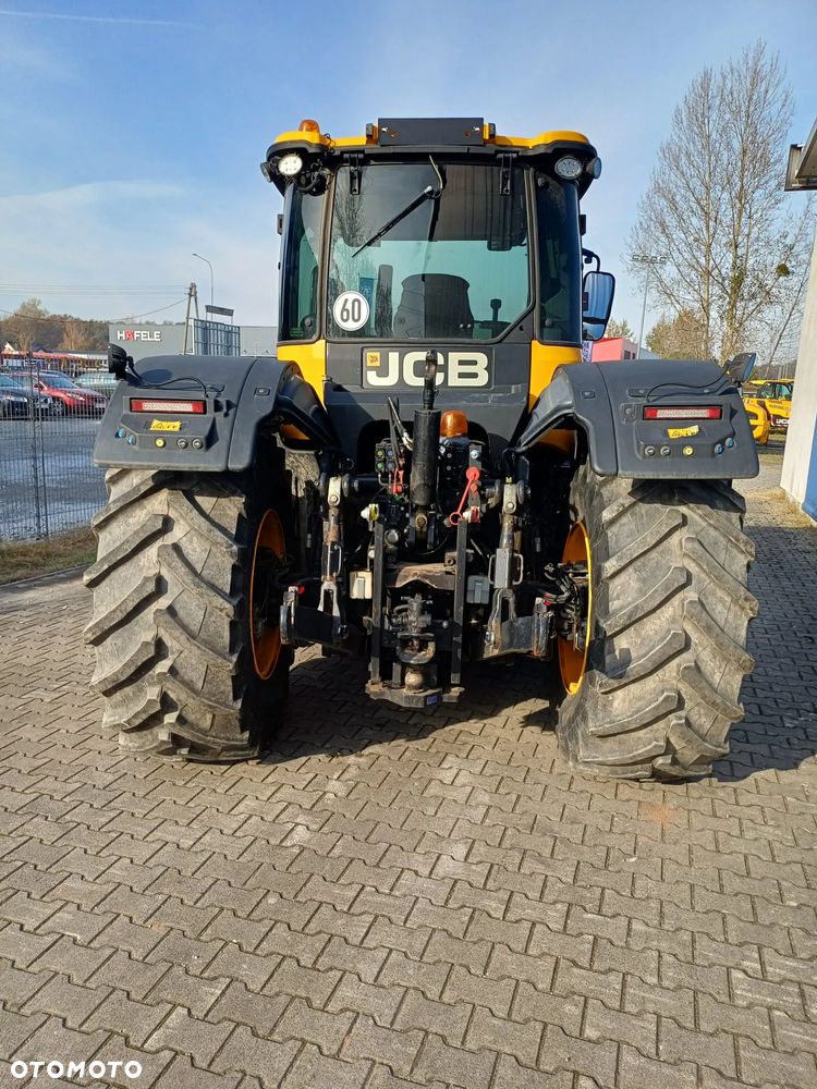 JCB Fastrac 4220 - 6