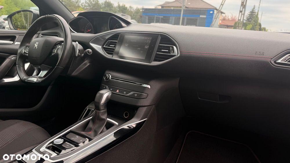 Peugeot 308 PureTech 130 GPF EAT8 Stop & Start GT Pack - 18
