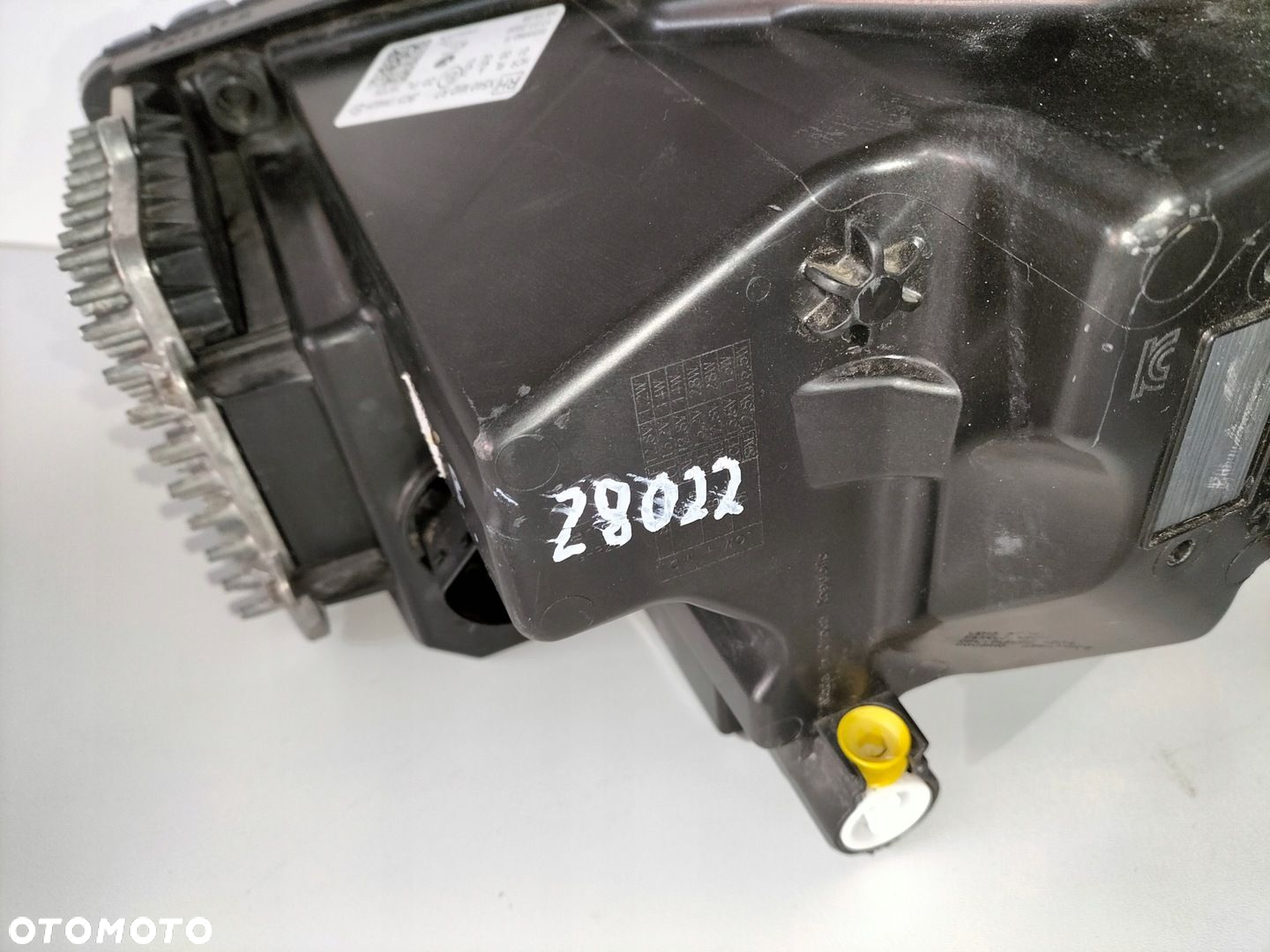 Lampa przednia prawa JAGUAR E-PACE X540 17- - 9