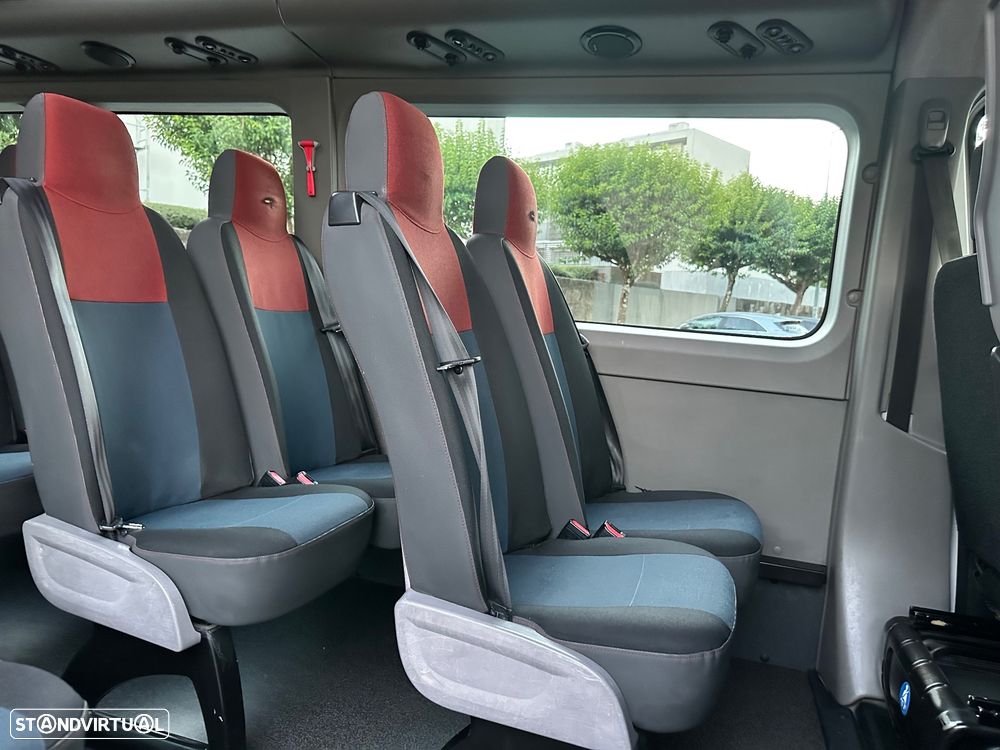 Renault Master 17 Lugares - 25