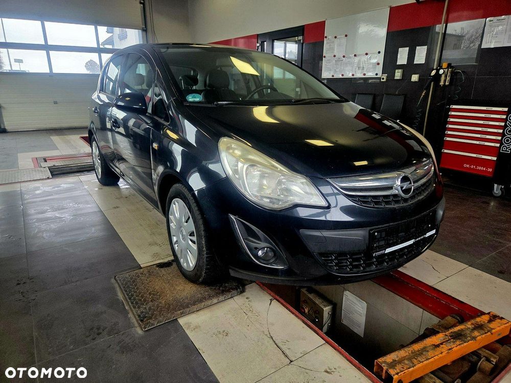 Opel Corsa 1.4 16V 150 Jahre - 36