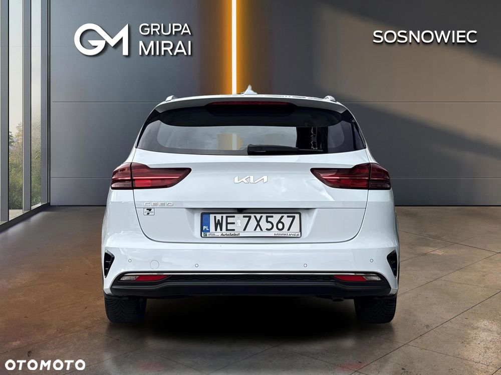 Kia Ceed 1.5 T-GDI M - 4