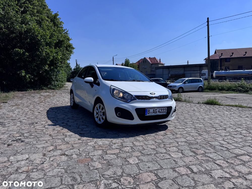 Kia Rio 1.2 Attract - 5