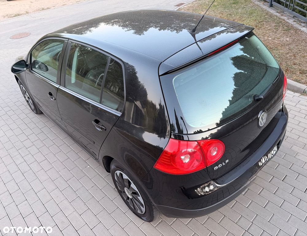 Volkswagen Golf 1.6 Team - 11