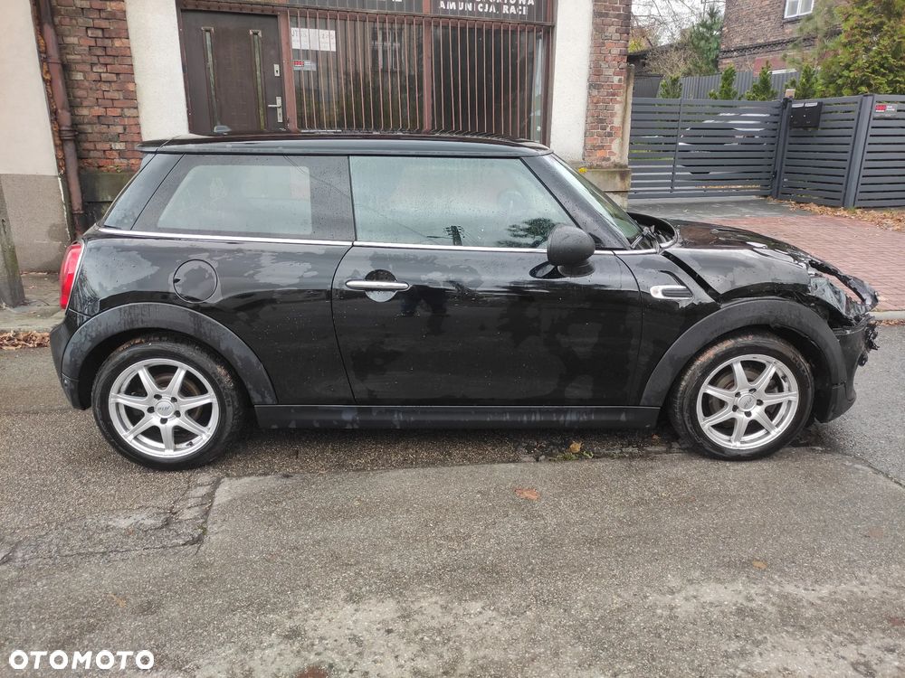 MINI ONE Standard - 15